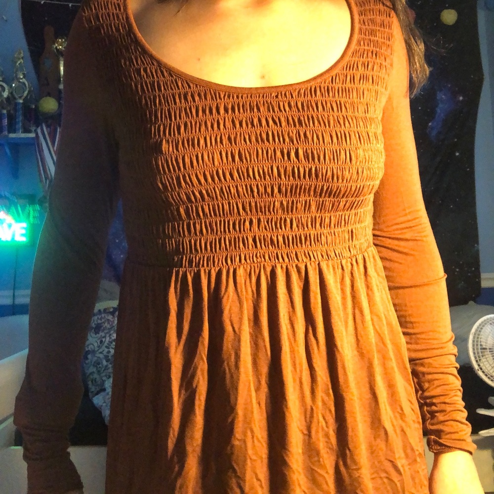 Ruffled long sleeve top